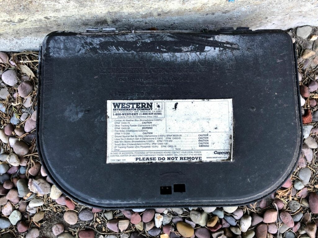Bait box with unchecked label